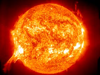Одна из недавних вспышек на Солнце была столь мощной, что вывела из строя прибор на борту американской межпланетной станции Odyssey, находящейся на околомарсианской орбите