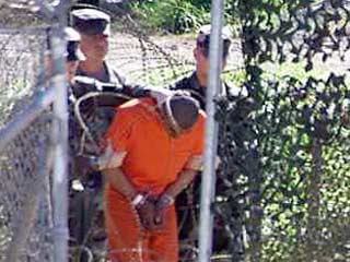 Власти США планируют отпустить 140 заключенных с базе на Гуантанамо