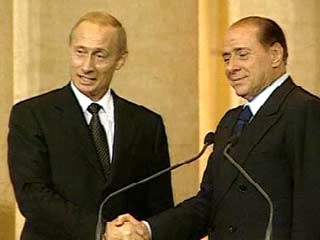 В Италии поставлен спектакль, в котором Путина и Берлускони сначала убивают, а затем обменивают мозгами