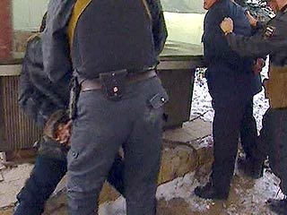 В Подмосковье милиционер и сотрудник Госнаркоконтроля за выкуп похитили девушку