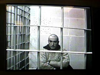 Бывший глава НК ЮКОС Михаил Ходорковский обратится в Европейский Суд по правам человека, если российские власти не отпустят его на волю до конца месяца