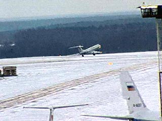 25 направлявшихся в Москву самолетов приземлились в Петербурге из-за нелетной погоды