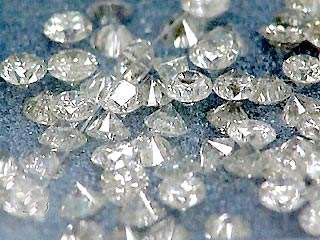 В "Шереметьево-2" поймали израильтянина с 2,5 тыс. бриллиантов в нижнем белье