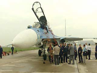 Дели приостанавливает приемку истребителей Су-30МКИ по российско-индийскому контракту. Официальной причиной названы неполадки двигателей, установленные на этих машинах