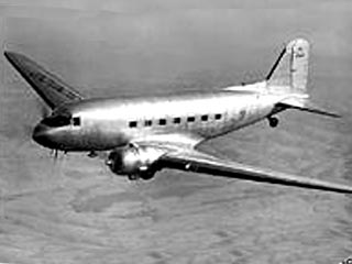 1-е место Douglas DC-3    6-е место по версии российских пилотов  Заслуги: Определил путь развития коммерческой авиации