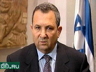Израиль отложил принятие решения о начале нового раунда израильско-палестинских переговоров, провести которые предложил председатель Палестинской национальной администрации Ясир Арафат