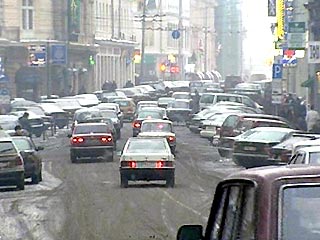 В Москве резко ухудшилась обстановка на дорогах