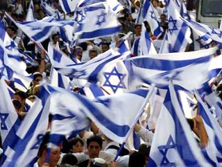 Большинство израильтян поддерживает односторонний план Шарона об одностороннем отделении от палестинцев