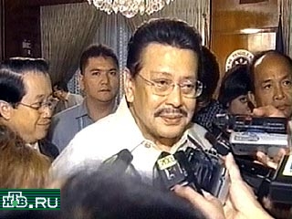 Скандал, связанный с получением незаконных прибылей президентом Филиппин Джозефом Эстрадой разгорелся в октябре 2000 года