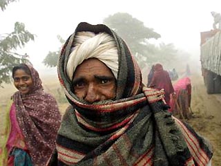 Небывалый холод, пришедший с Гималаев и охвативший северные регионы Индии, стал причиной гибели 216 человек