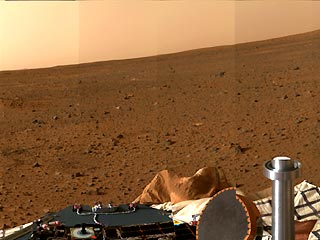 Американским специалистам так и не удалось устранить препятствие на пути съезда марсохода Spirit с посадочного модуля на поверхность красной планеты