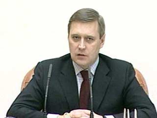 Премьер-министр Михаил Касьянов на первое полугодие 2004 года возглавил Совет при президенте РФ по борьбе с коррупцией. Первое заседание Совета проходит в эти минуты в Кремле