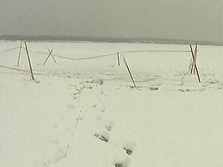 В Татарстане под лед провалился автомобиль УАЗ: 6 человек погибли