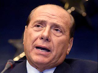 Сильвио Берлускони перенес пластическую операцию