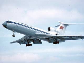 Вынужденную посадку благополучно совершил в Хабаровском аэропорту самолет Ту-154, на борту которого находились 105 пассажиров