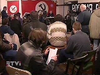 Общественное движение "Россия без Путина", созданное Национал-большевистской партией России (НБП), призывает к бойкоту предстоящих в марте выборов президента РФ