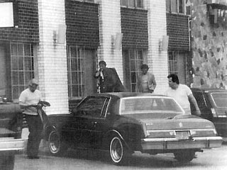 На фото ФБР представители клана Бонано в 1981 году