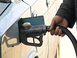 Цены на бензин в России будут стабильными, обещает правительство