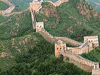 Туристы и фермеры разворовали две трети Великой китайской стены