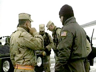 5 февраля - В Чечне местные жители утверждают, что федеральные войска снова проводят т.н. "зачистки" населенных пунктов