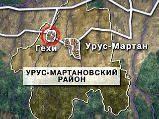 В ходе осмотра местности на западной окраине села Гехи Урус-Мартановского района на участке трассы "Кавказ" было обнаружено и изъято взрывное устройство, состоящее из двух фугасных мин, двух снарядов, двух мешков взрывчатой смеси весом более 80 кг