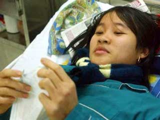 Число жертв "птичьего гриппа" в Азии достигло 19 человек, после того, как южной вьетнамской провинции Бинь Фуок от этой болезни скончался 27-летний мужчина, а ранее в больнице города Хошимин от "птичьего гриппа" умерла шестилетняя девочка