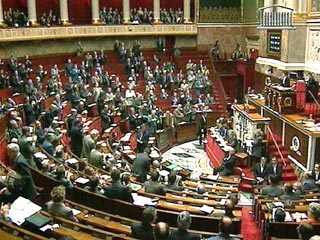 Национальное собрание Франции одобрило законопроект о религиозных символах