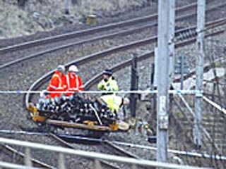 В Великобритании "сбежавший" вагон насмерть раздавил четверых путейных рабочих и тяжело ранил еще троих