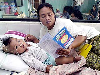 По меньшей мере 175 человек скончались в результате эпидемии лихорадки Денге в Индонезии. Болезнь стремительно распространилась на самом густонаселенном острове страны - Ява, приняв масштабы национальной катастрофы