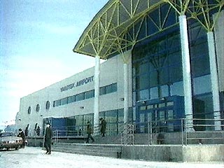 В аэропорту Якутска при выруливании со стоянки у самолета Ан-26 отвалился винт