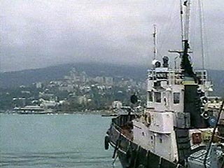 В район поиска пропавшего российского танкера "Акуша" (порт приписки Махачкала) в Каспийском море направлены пять морских судов