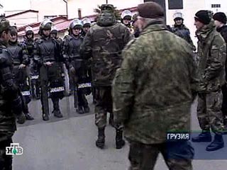 Спецназ МВД Грузии разогнал рабочих типографии огнем из автоматов