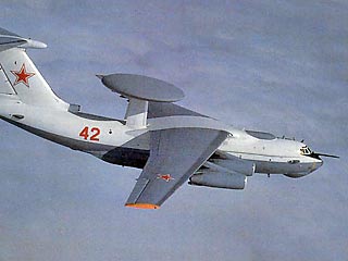 Около десяти плановых вылетов выполнили в Прибалтийском регионе самолеты-разведчики ВВС России А-50 и Су-24МР за трое суток