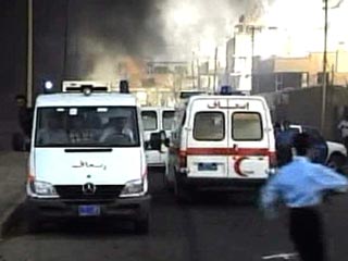 В центре Багдада прогремел сильный взрыв. Как передает телеканал Al-Jazeera, взрыв произошел рядом со штаб-квартирой американских военных сил