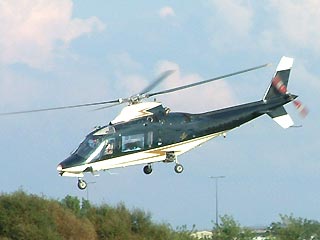 В катастрофе вертолета на юге Великобритании погиб управляющий директор Menatep Group Стивен Кертис, назначенный вместо Платона Лебедева, который находится под следствием