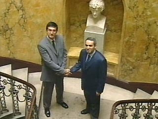 Каспаров и Крамник разошлись миром в Линаресе