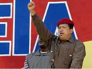Президент Венесуэлы Уго Чавес заявил, что если американцы решатся на прямое военное вмешательство во внутренние дела его страны, то им придется столкнуться с очень серьезным сопротивлением