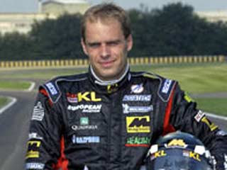 Злобин дебютирует в качестве боевого пилота Minardi в середине этого сезона