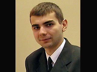 23-летний журналист Владимир Сухомлин пропал 5 января 2003 года. 7 января был обнаружен труп неизвестного мужчины, впоследствии опознанный как тело пропавшего журналиста