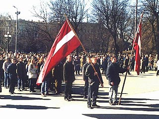 Исполнительный директор города Риги Марис Тралмакс не разрешил молодежной патриотической организации Klubs 415 провести 16 марта уличное шествие в память о латышских легионерах Waffen SS