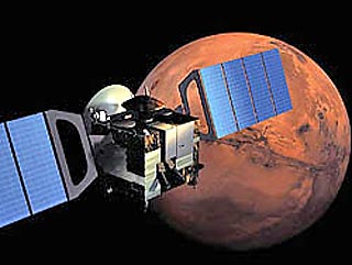 Европейские ученые, проанализировавшие фотографии модуля Beagle-2, сделанные в момент его отделения от станции Mars-Express, утверждают, что рядом с модулем виден Неопознанный Летающий Объект