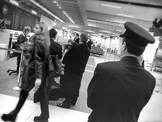 Как сообщает ИТАР-ТАСС, Жан, возглавлявший в правительстве президента Жан-Бертрана Аристида спецслужбу численностью 1 тыс. человек, задержан в международном аэропорту Торонто в минувшую среду