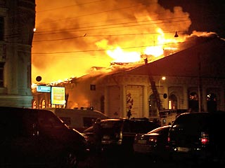 Пожар в здании Манежа локализован, от него остались только стены