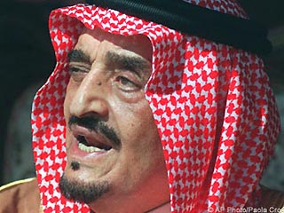 Первый рейтинг возглавил король Саудовской Аравии Фахд бен Абд аль-Азиз ас-Сауд - его состояние исчисляется 25 млрд долларов