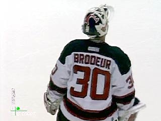Мартин Бродо стал самым молодым вратарем в истории НХЛ, одержавшим 400 побед
