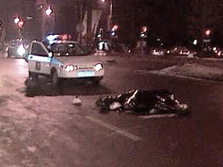 Автомобиль генконсула Республики Корея во Владивостоке сбил пешехода на трассе Владивосток-Хабаровск. Об этом в четверг сообщил источник в ГАИ Приморского края