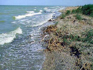 Огромное озеро радиоактивных отходов угрожает Каспийскому морю