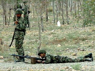 Пакистанские войска завершают антитеррористическую операцию в горном районе на границе с Афганистаном. Войска выполнили поставленную перед ними задачу