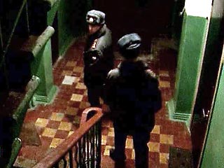 Накануне в Ханты-Мансийске у входной двери дома, принадлежащего первому заместителю губернатора Тюменской области Олегу Чемезову, был обнаружен целлофановый пакет, в котором находилось взрывное устройство