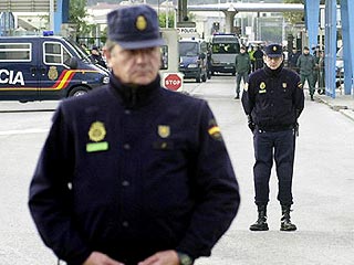 Группировка "Ансар Аль-Каида", взявшая на себя ответственность за взрывы в мадридских поездах 11 марта, угрожает Испании новыми масштабными терактами